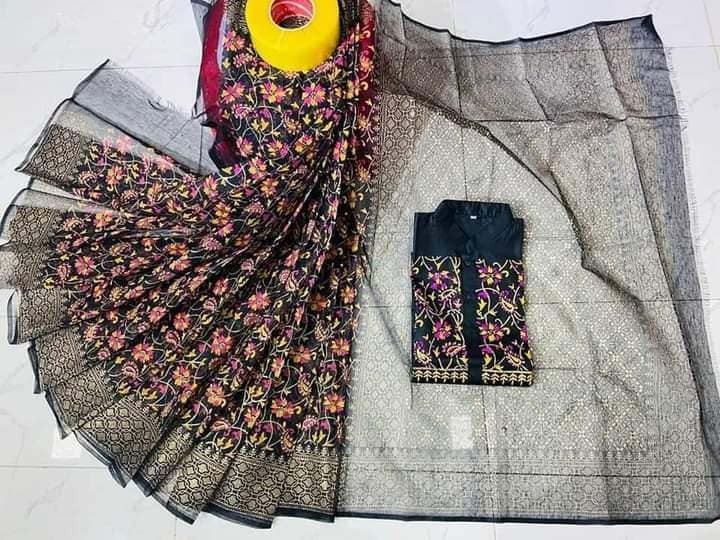 খাদি কাপড়ের পাঞ্জাবি ও শাড়ি