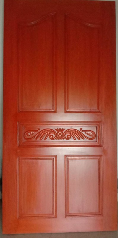 মেহগুনি কাঠের দরজা